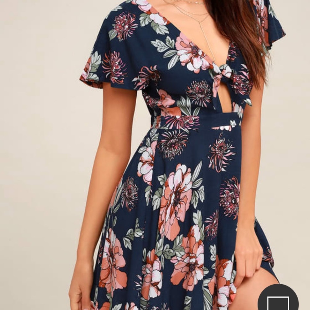 Lulu’s Navy Blue Floral Print Tie-Front Skater Dress